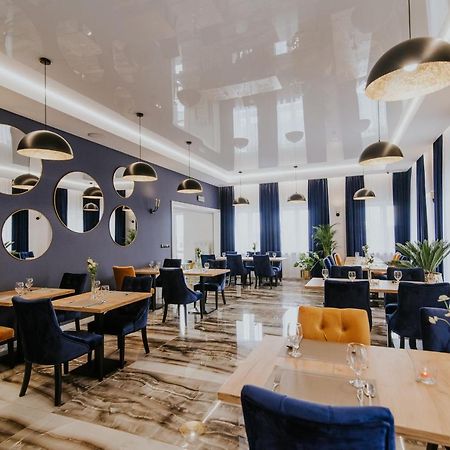 Hotel Kamiza Wyszków Extérieur photo
