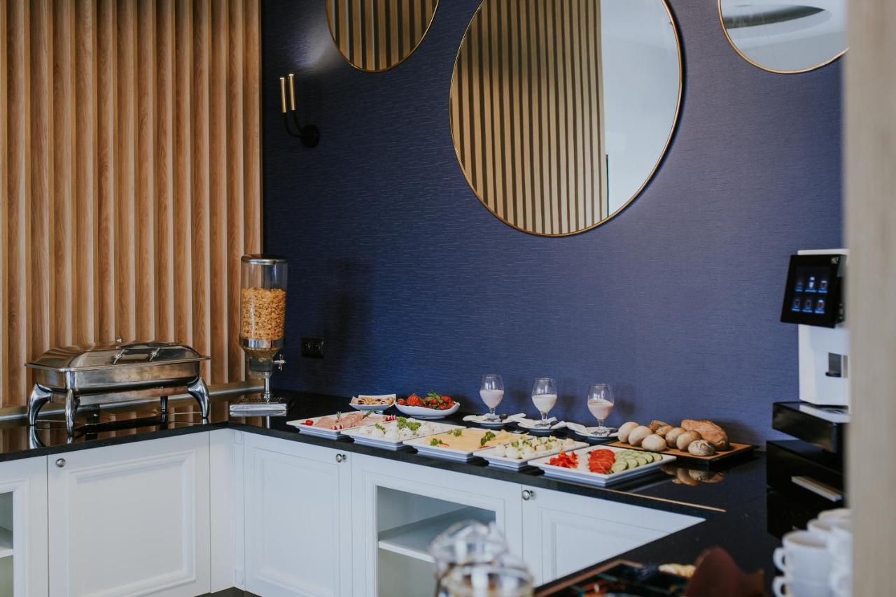 Hotel Kamiza Wyszków Extérieur photo